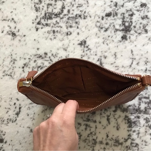 Marc by Marc Jacobs Large Wristlet - Picture 3 of 3